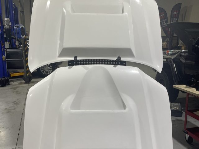 DPT Custom Bonnet DPT Custom Bonnet